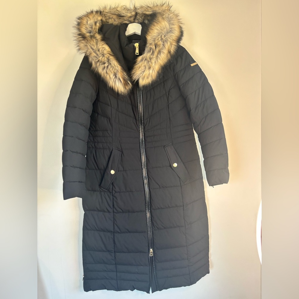 Laundry By Shelli Segal Women's Black Quilted Coat with Faux Fur Trim - Picture 2 of 7
